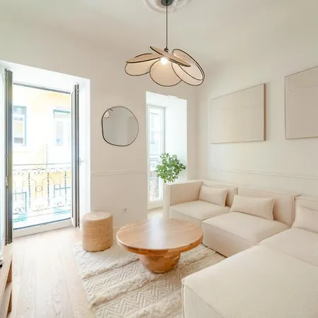 Newly Renovated 2br With Ac & Terrace | By Airnest Apartamento *