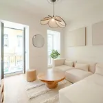 Newly Renovated 2br With Ac & Terrace | By Airnest Daire *